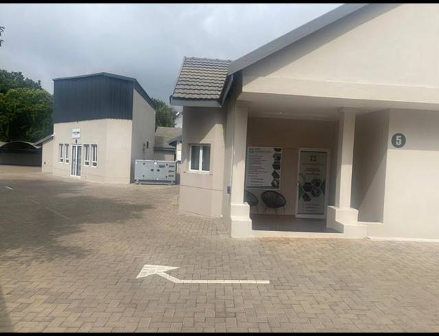 BUSINESS PROPERTY TO RENT IN CLUBVIEW